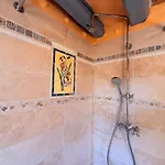 Апартаменты Stilvolles Haus Mit 2 Baedern & Parkplatz, 75 Qm Innenstadt Кайзерслаутерн