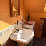 Stilvolles Haus Mit 2 Baedern & Parkplatz, 75 Qm Innenstadt Кайзерслаутерн