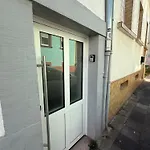 Апартаменты Stilvolles Haus Mit 2 Baedern & Parkplatz, 75 Qm Innenstadt *