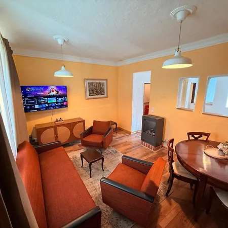 公寓 Stilvolles Haus Mit 2 Baedern & Parkplatz, 75 Qm Innenstadt *