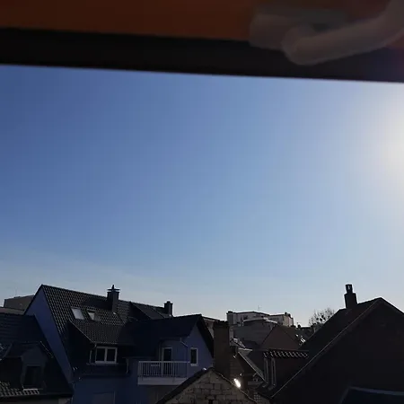 Stilvolles Haus Mit 2 Baedern & Parkplatz, 75 Qm Innenstadt * 凯撒斯劳滕