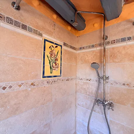 Apartmán Charmantes City-haus Mit Innenhof & Parkplatz Kaiserslautern