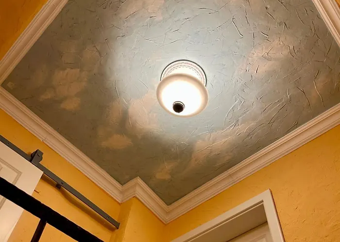 Stilvolles Haus Mit 2 Baedern & Parkplatz, 75 Qm Innenstadt Apartamento