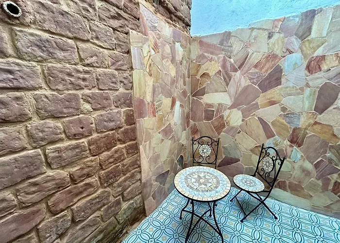 Stilvolles Haus Mit 2 Baedern & Parkplatz, 75 Qm Innenstadt Apartamento *