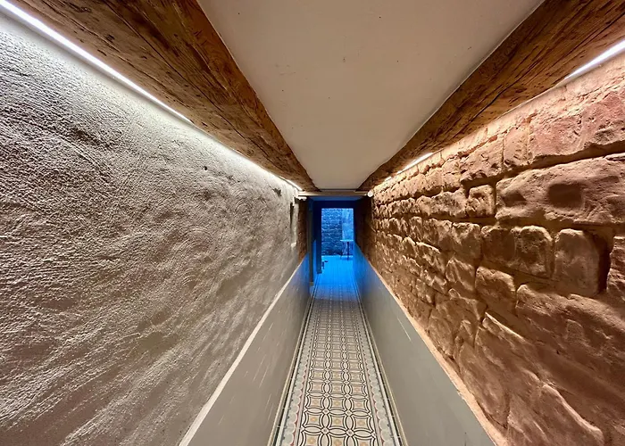 Stilvolles Haus Mit 2 Baedern & Parkplatz, 75 Qm Innenstadt Apartamento Kaiserslautern