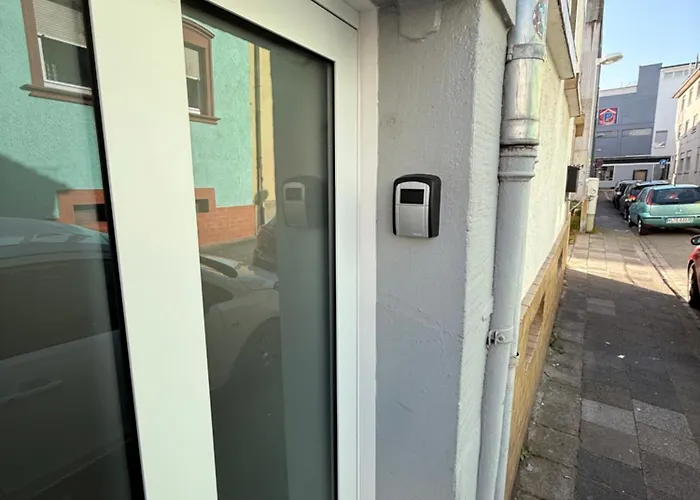 Stilvolles Haus Mit 2 Baedern & Parkplatz, 75 Qm Innenstadt 公寓