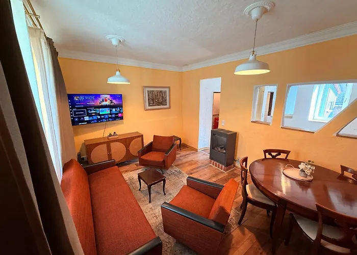 Stilvolles Haus Mit 2 Baedern & Parkplatz, 75 Qm Innenstadt 公寓 *