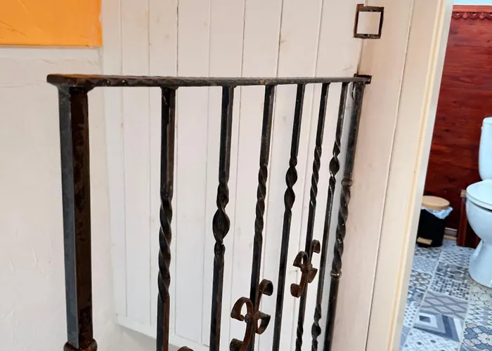 公寓 Stilvolles Haus Mit 2 Baedern & Parkplatz, 75 Qm Innenstadt 凯撒斯劳滕