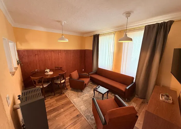 公寓 Stilvolles Haus Mit 2 Baedern & Parkplatz, 75 Qm Innenstadt
