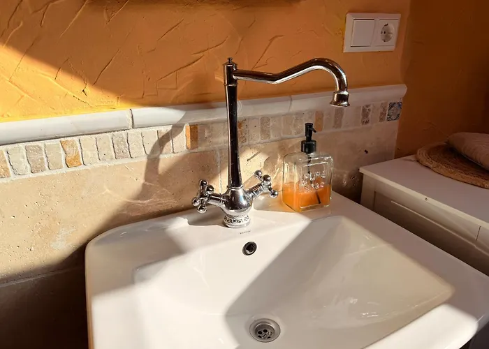 Stilvolles Haus Mit 2 Baedern & Parkplatz, 75 Qm Innenstadt 公寓