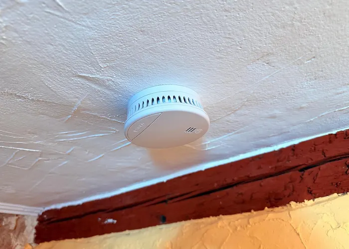 Stilvolles Haus Mit 2 Baedern & Parkplatz, 75 Qm Innenstadt