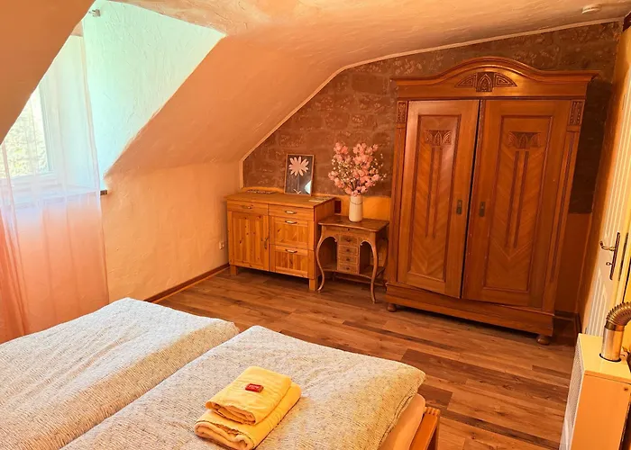 公寓 Stilvolles Haus Mit 2 Baedern & Parkplatz, 75 Qm Innenstadt 凯撒斯劳滕